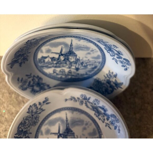 Johnson Brothers Blue Tulip Time 5" Berry/Dessert Bowls # 3025 - Picture 3 of 7